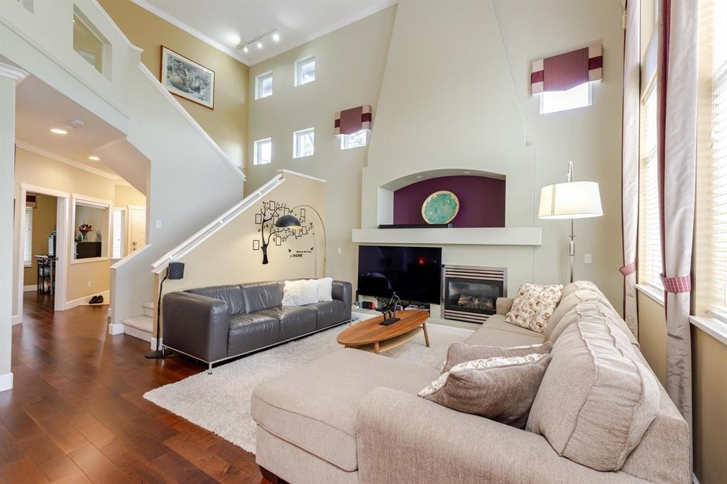 Photo of 20216 70a Avenue, Langley, BC V2Y 2Y6 (MLS # R3062612)