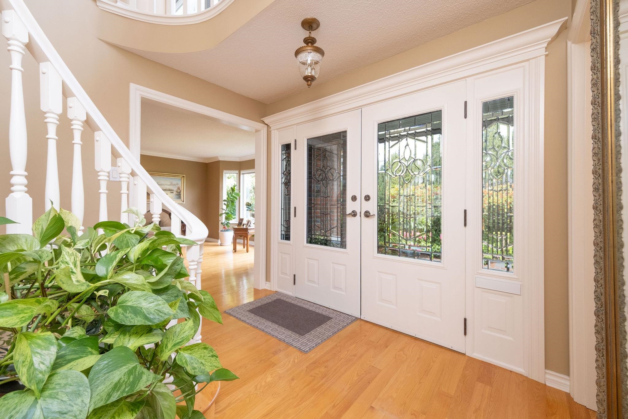 6350 Buckingham Drive