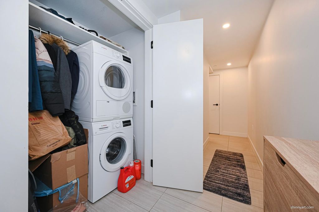 listing image 1108564683329337196
