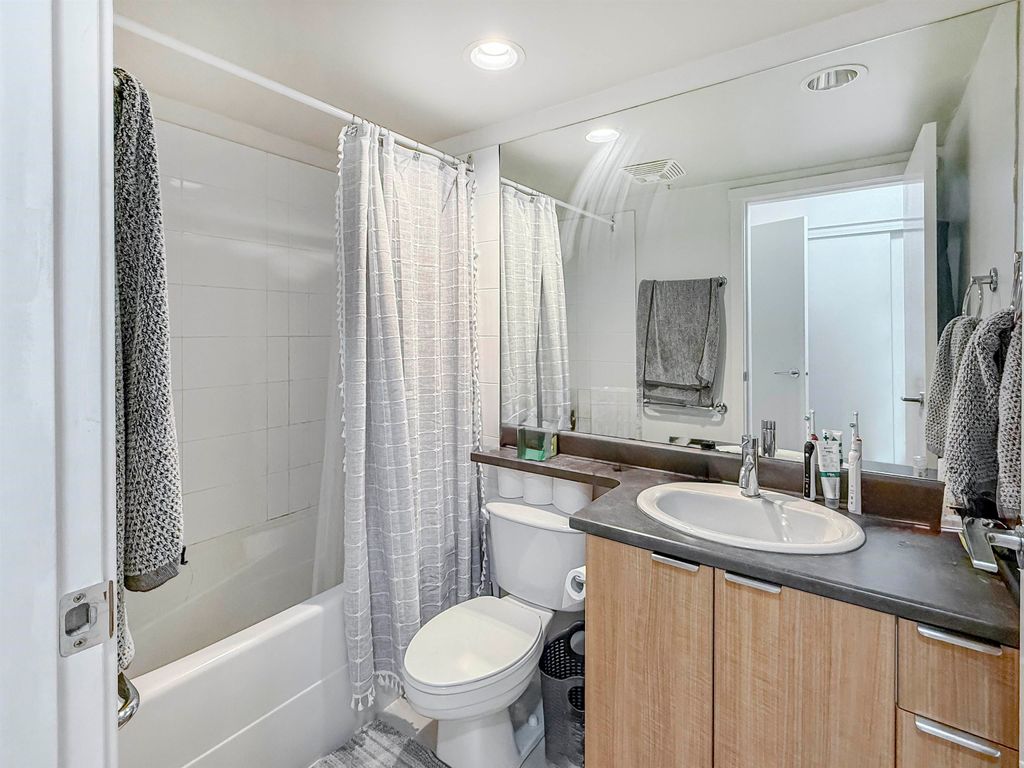 listing image 1108398553316886048