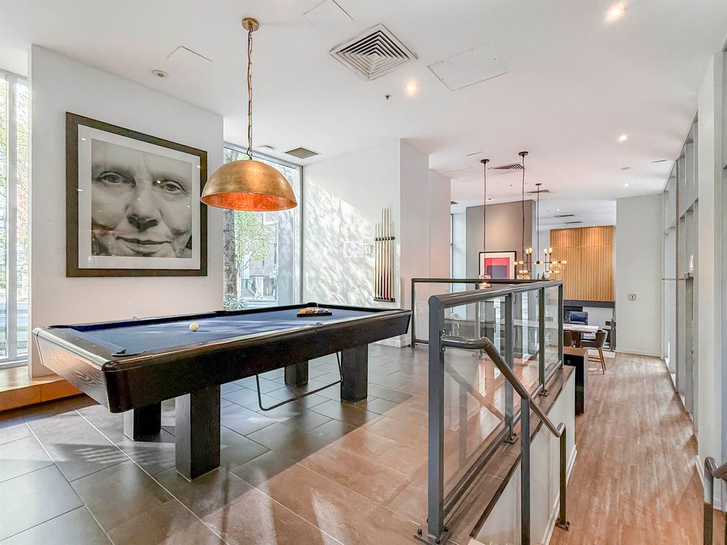 listing image 1107659537175166527