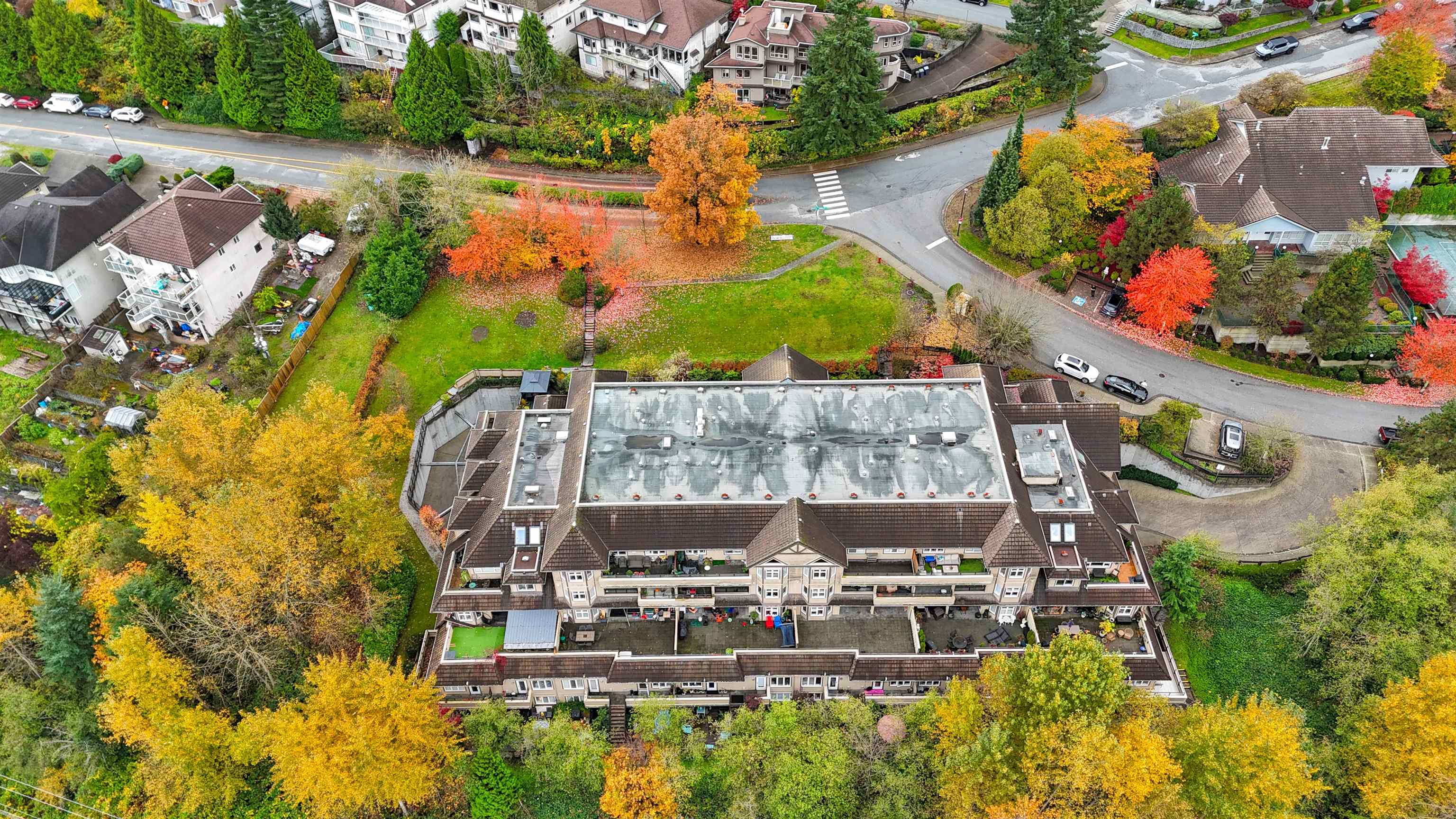 160 Shoreline Circle 111