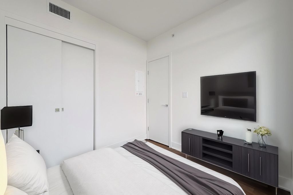 listing image 1107969263378072866
