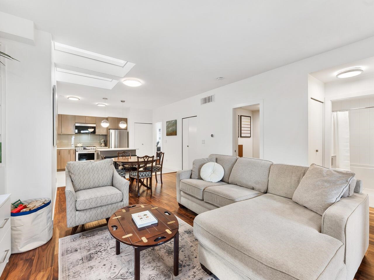 10133 River Drive 18