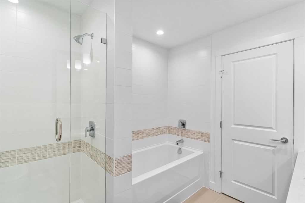 listing image 1100078032737833856
