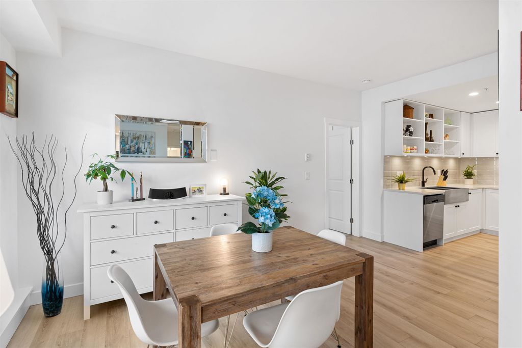 listing image 1108733829119748879