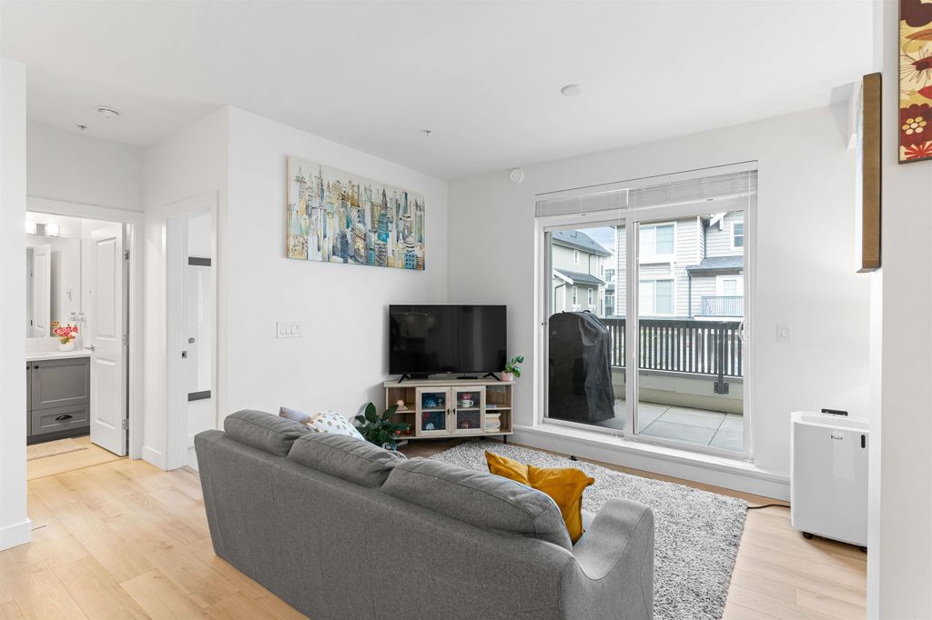 listing image 1108464211625786535