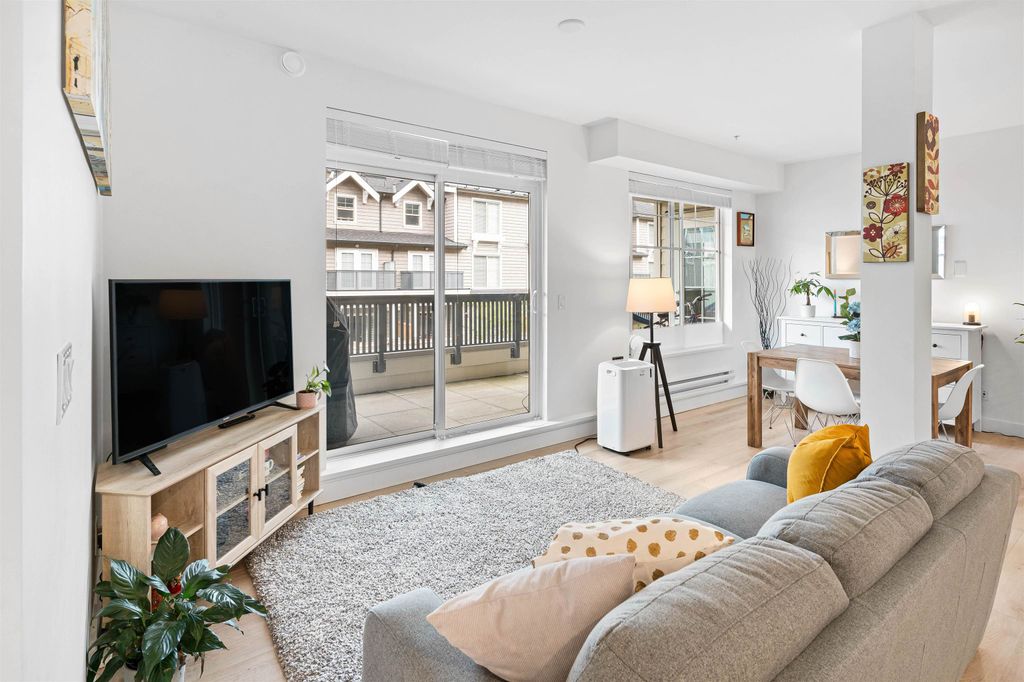 listing image 1102306659185065681