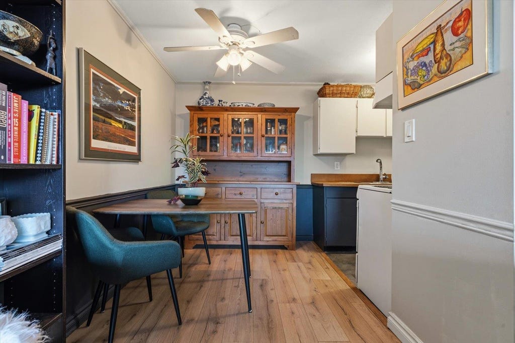 Photo of 9477 Cook Street #210, Chilliwack, BC V2P 4J8 (MLS # R3153485)