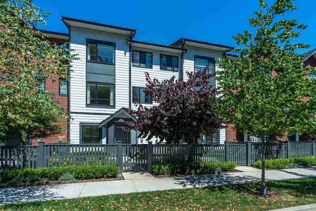 Photo of 19897 75a Avenue #53, Langley, BC V2Y 3S2 (MLS # R3154380)