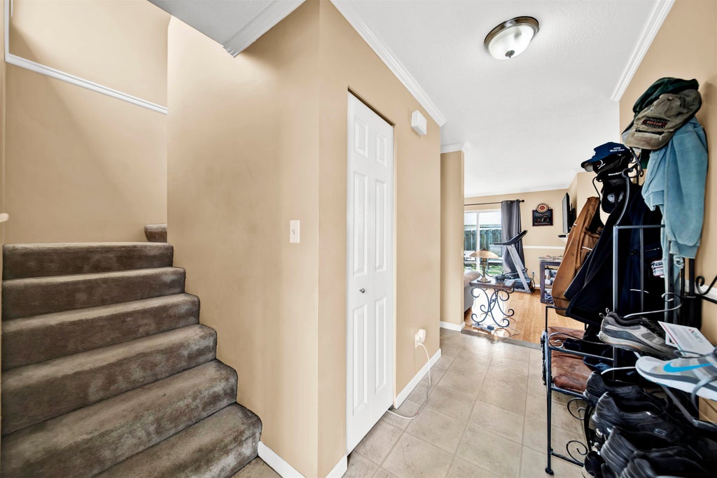 Photo of 32550 Maclure Road #195, Abbotsford, BC V2T 4N3 (MLS # R3129031)