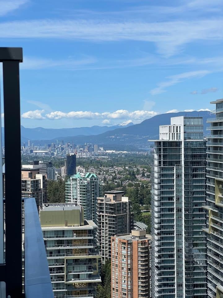 6537 Telford Avenue 4001