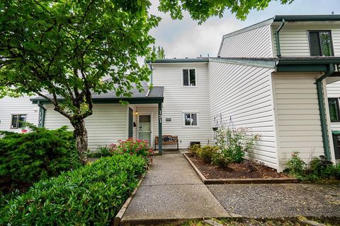 13710 67 Avenue 131 Surrey BC V3W 6X6