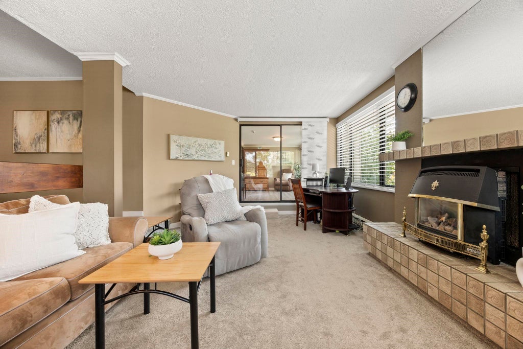 Photo of 15313 19 Avenue #212, Surrey, BC V4A 1X6 (MLS # R3175855)