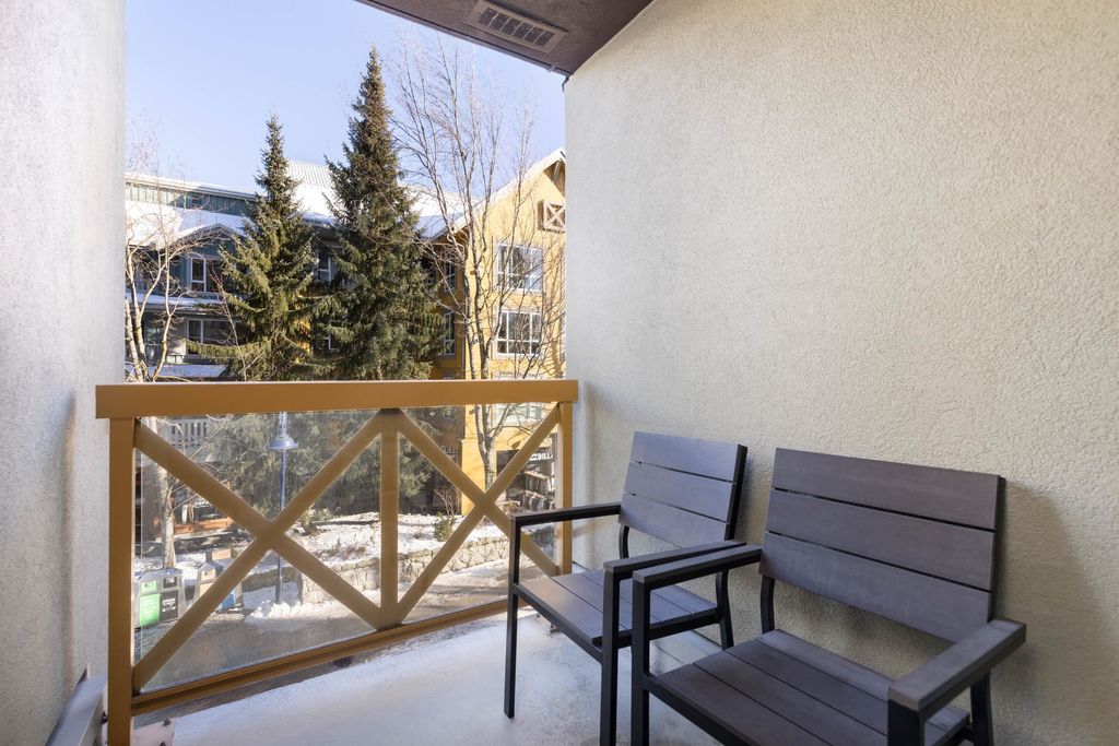 listing image 1106619170311968306