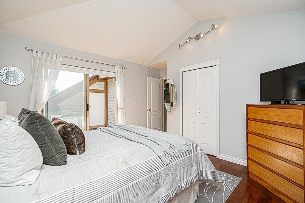 listing image 1105680857196547084