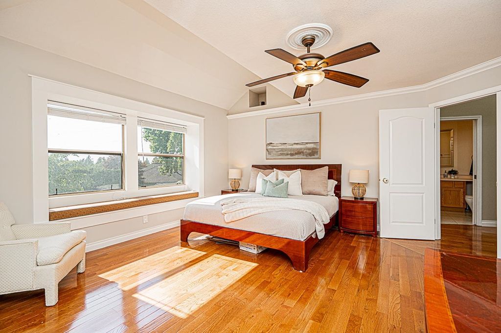 listing image 1103538246058209045