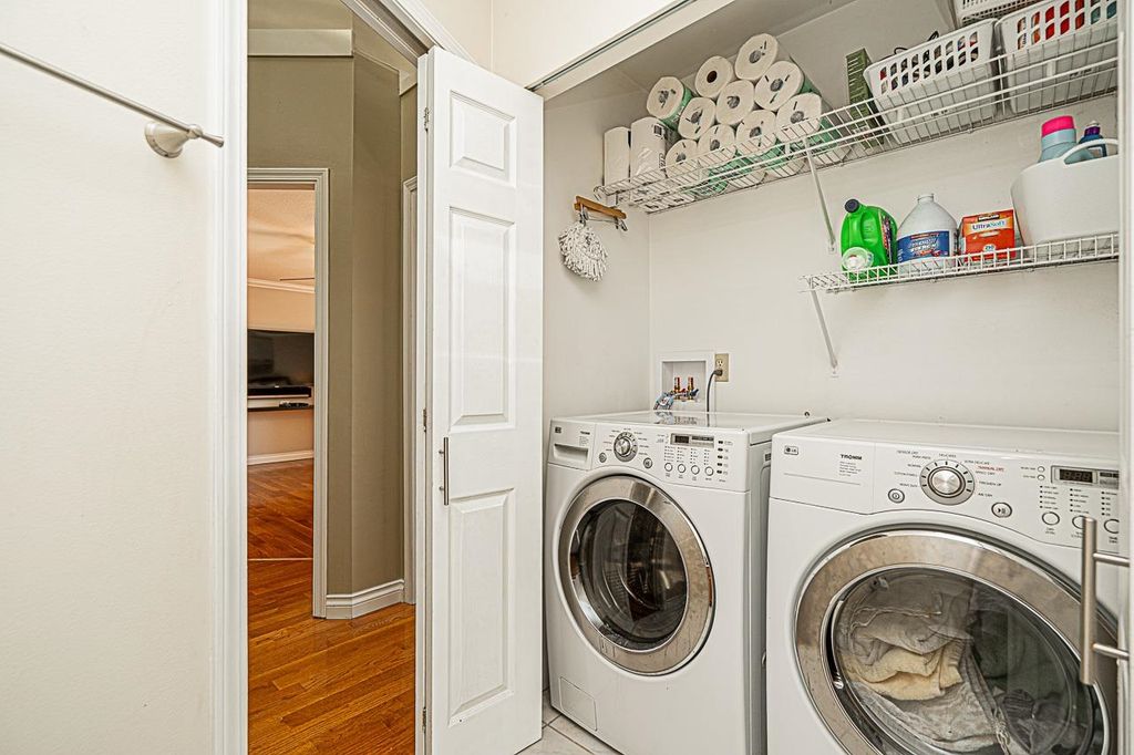 listing image 1107140230515568613