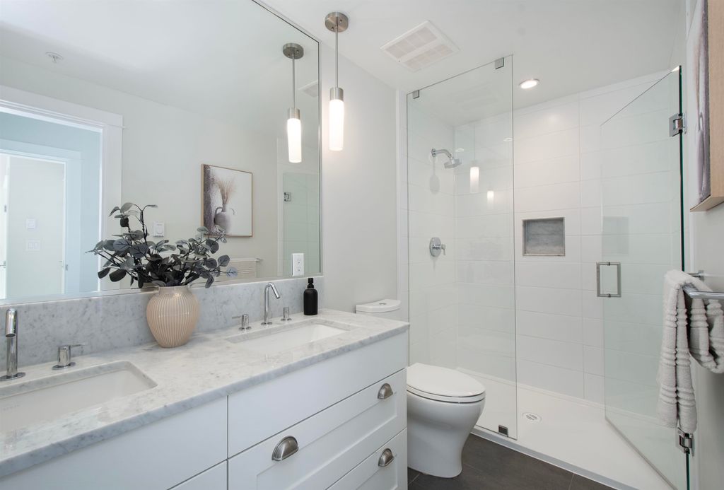 listing image 1109596689713070030