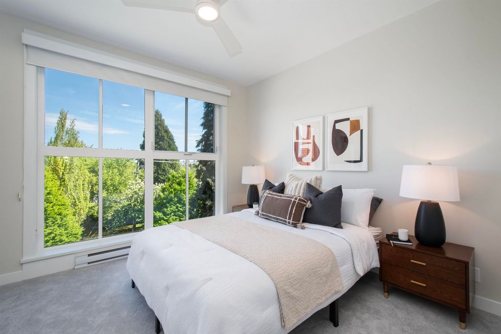 listing image 1104471016163513211