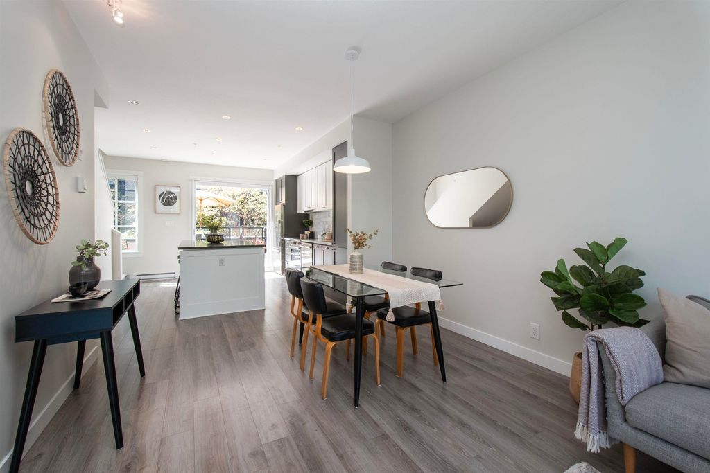 listing image 1103097930892805907