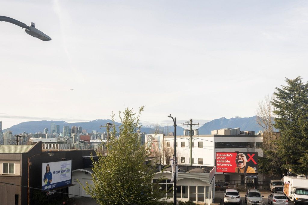 listing image 1107587603357053381