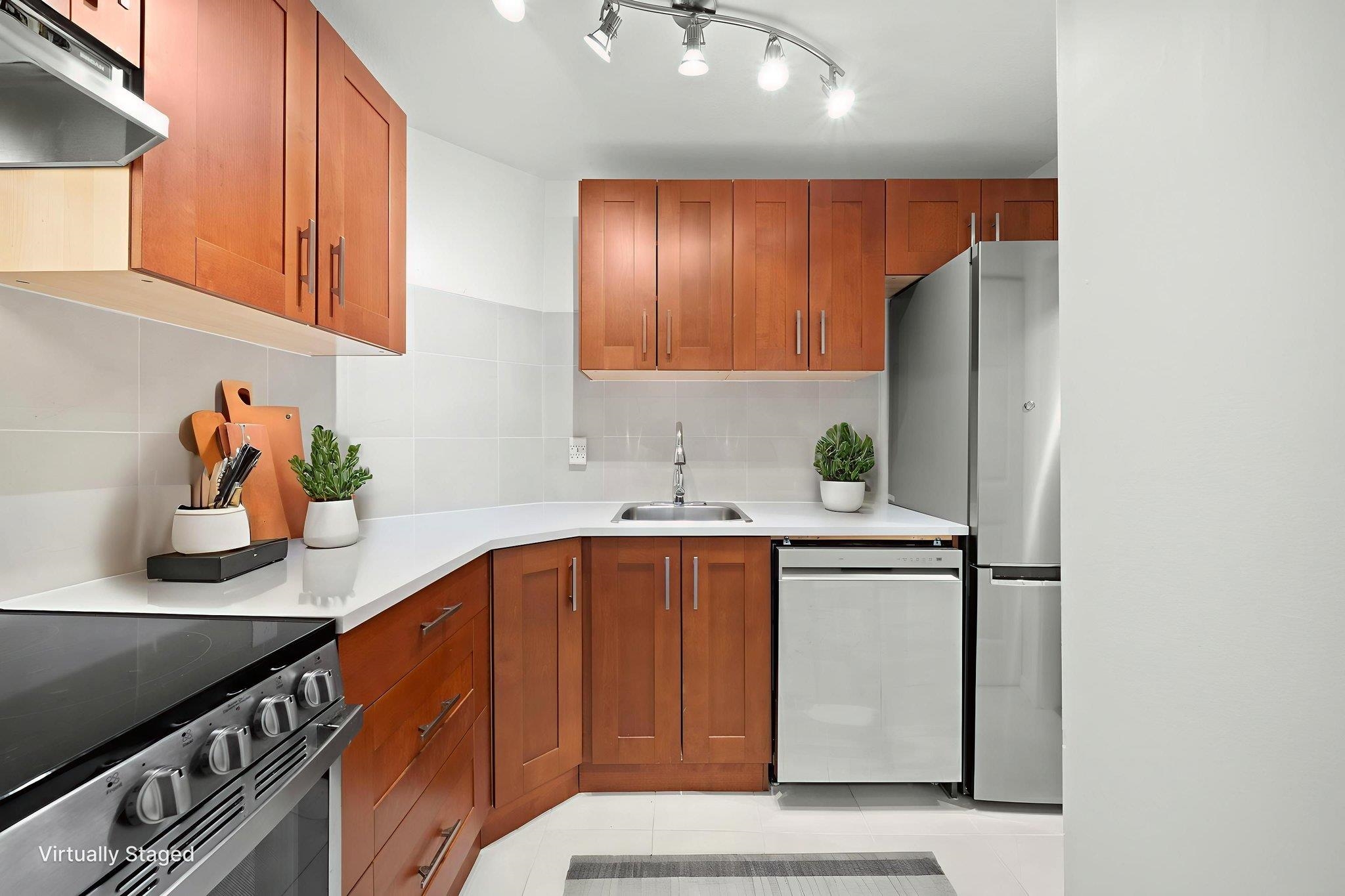 436 Seventh Street 213