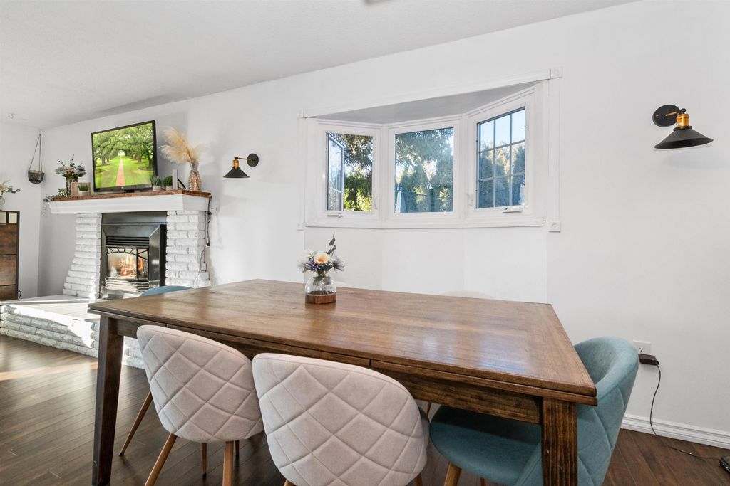 Photo of 45492 Spartan Crescent, Chilliwack, BC V2P 6V2 (MLS # R3103559)