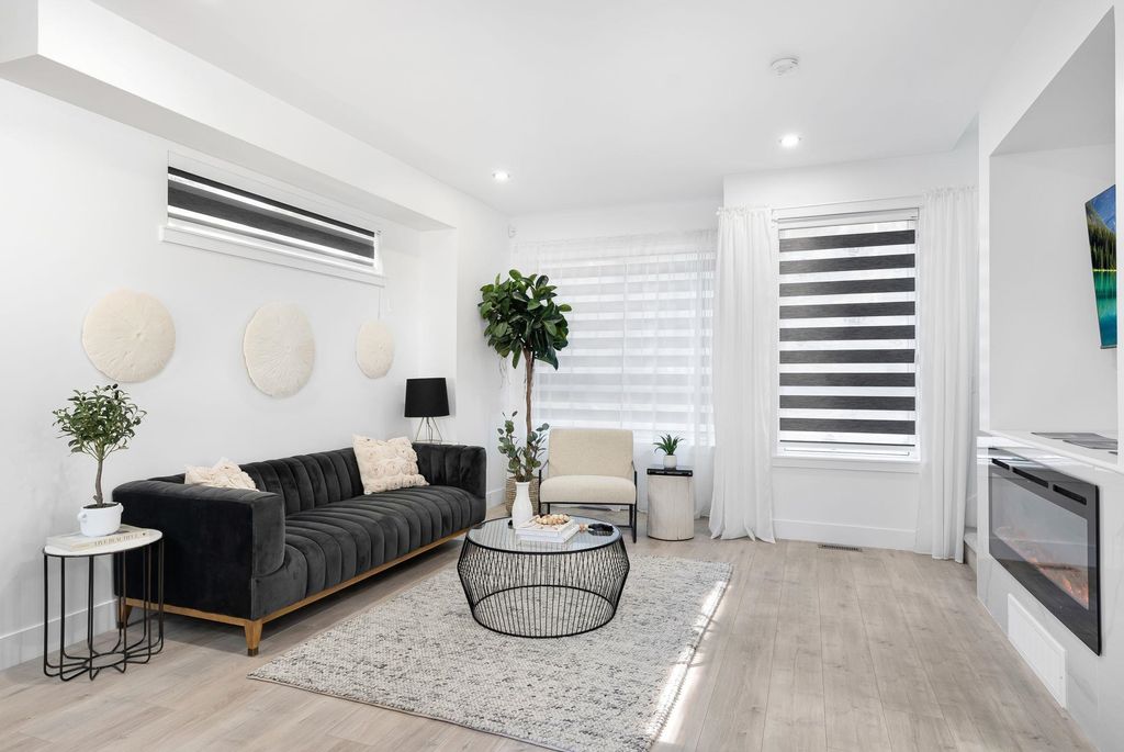 Photo of 13895 64 Avenue #26, Surrey, BC V3W 3N9 (MLS # R3072392)