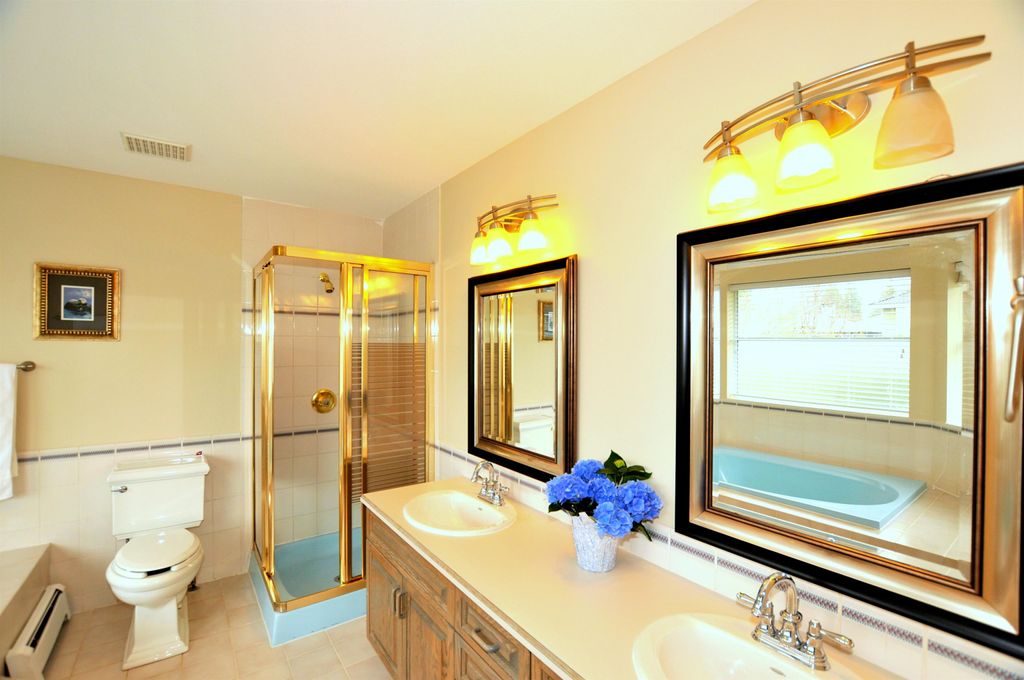 listing image 1104561760368621452