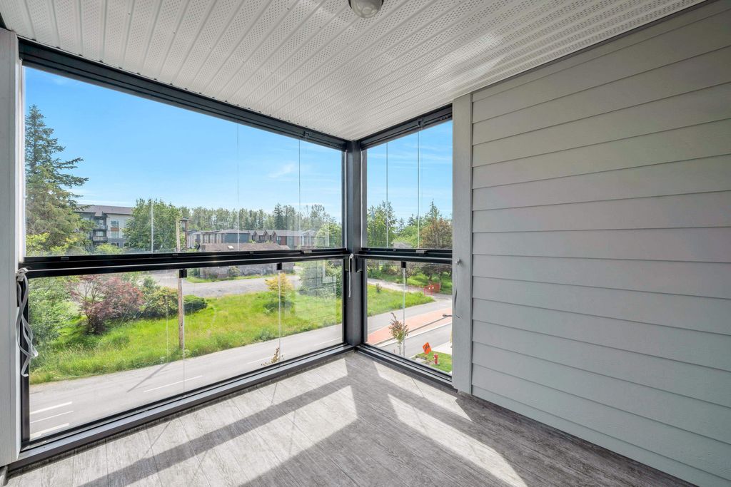 listing image 1108347059445307840