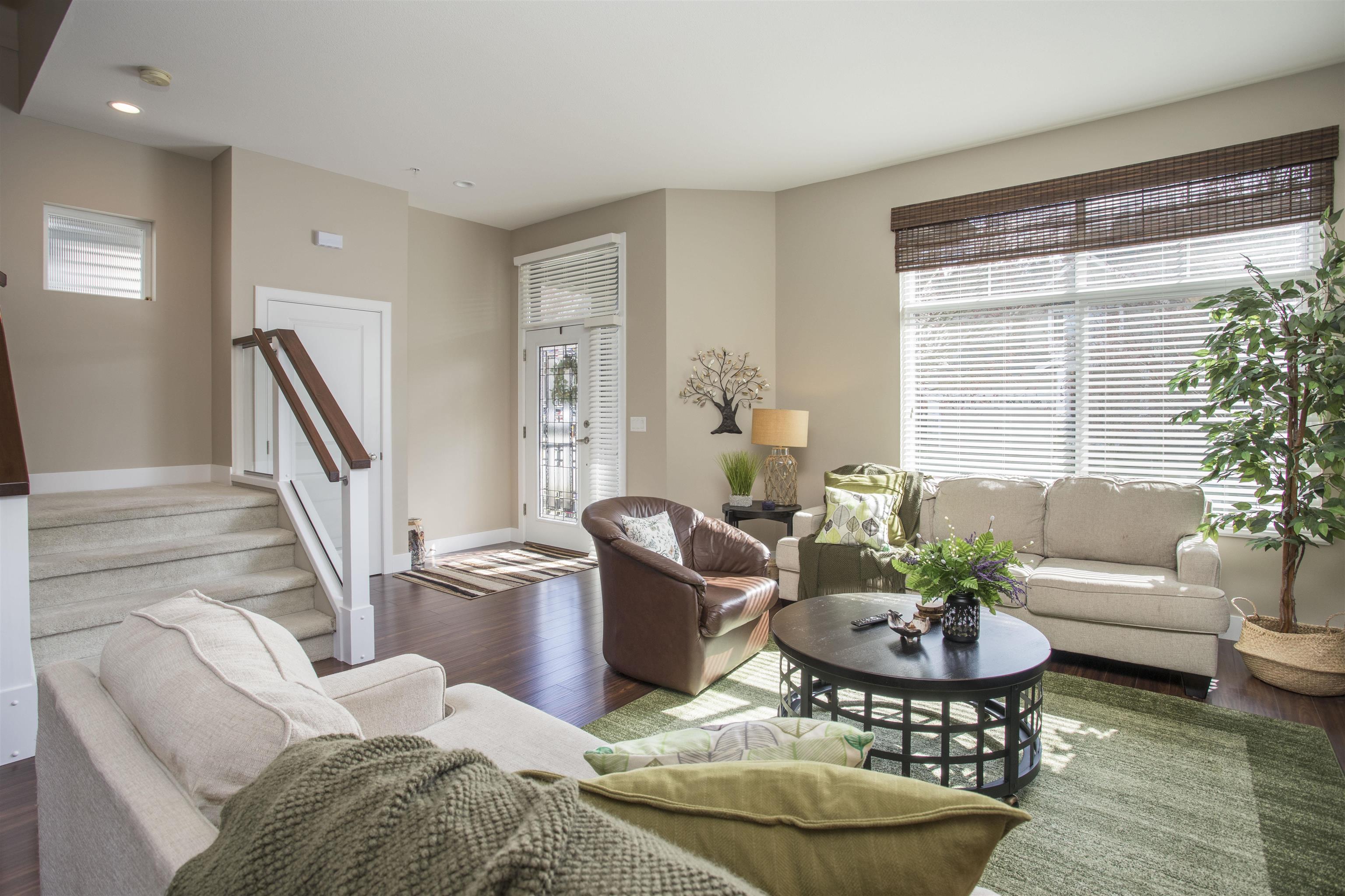 10497 Robertson Street