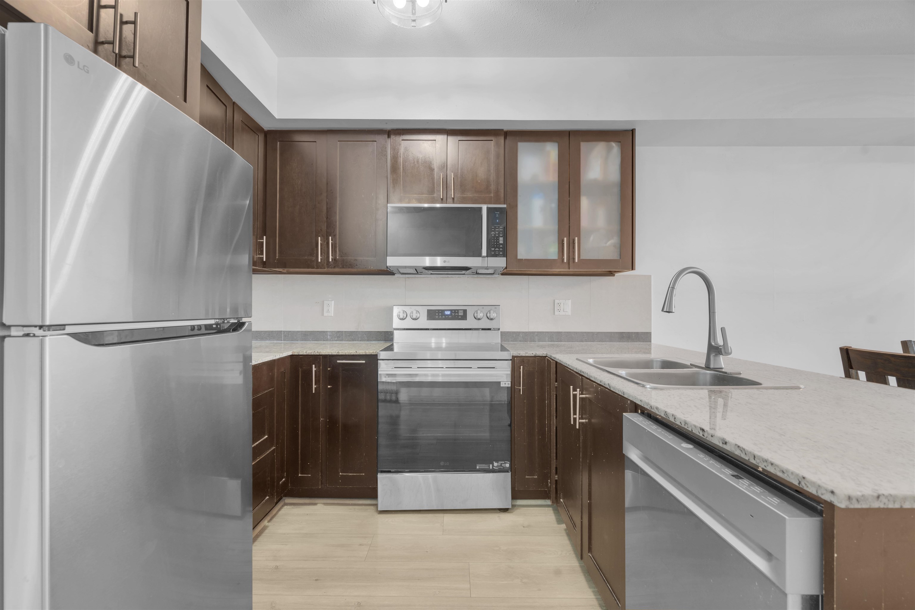 13958 108 Avenue 235