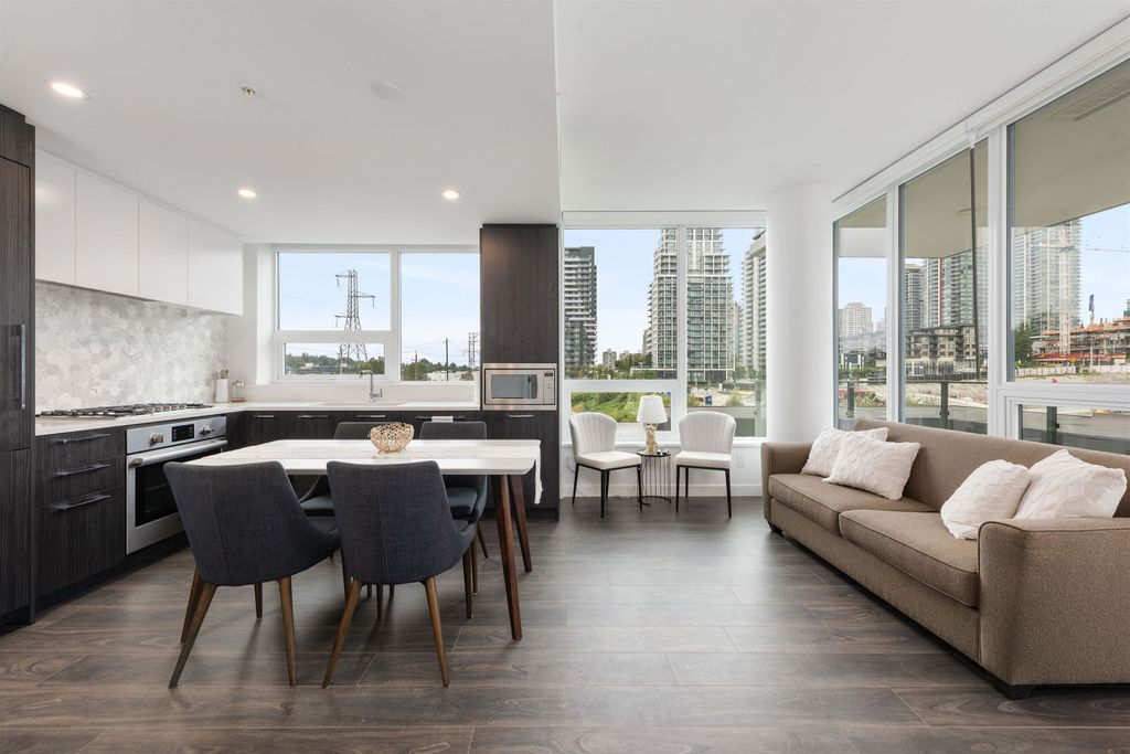 listing image 1100652345308084150