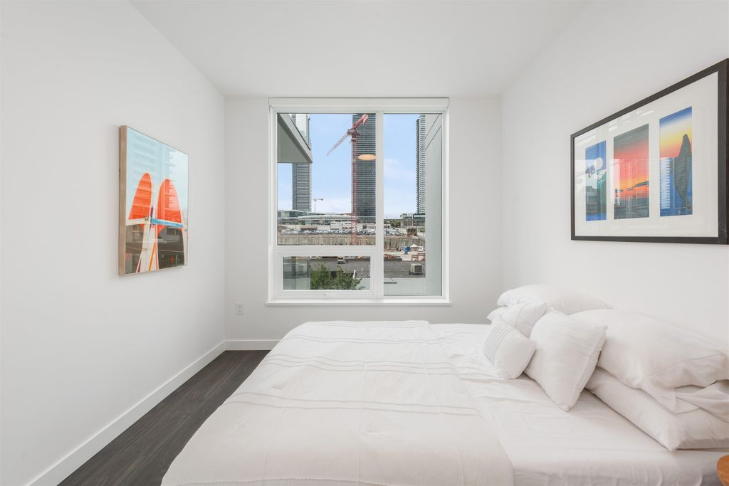 listing image 1103259540188274801