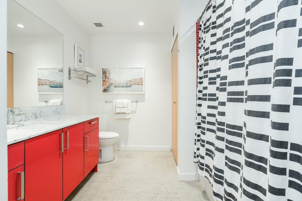 listing image 1101609341111226143