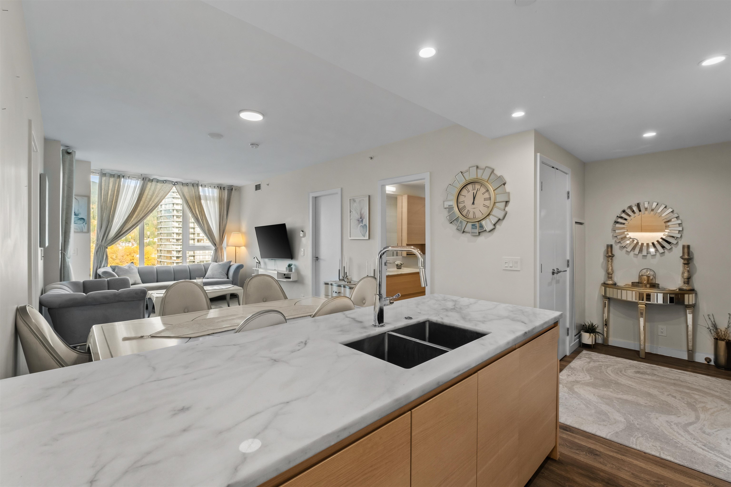 305 Morrissey Road 1601