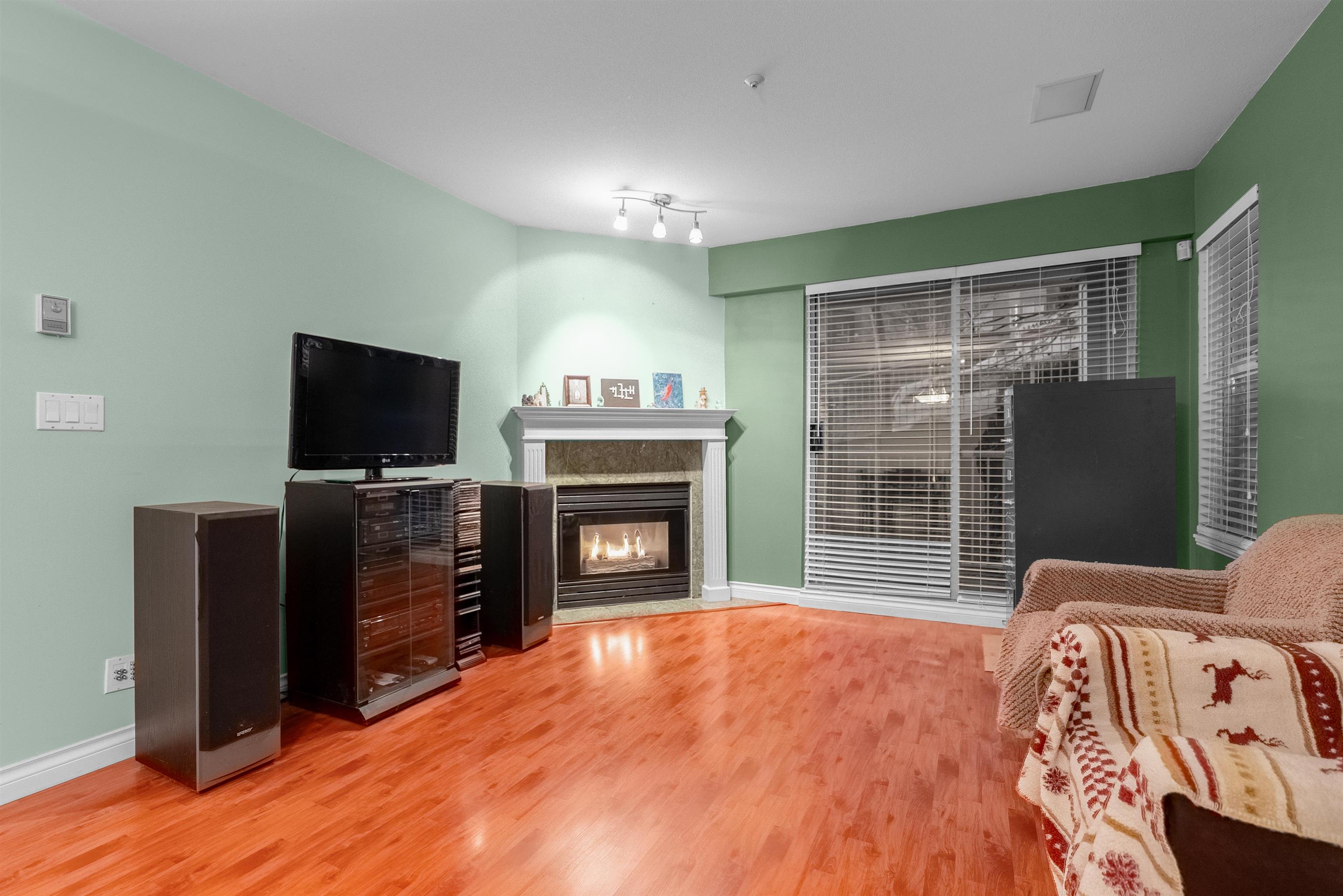 1032 Queens Avenue 505