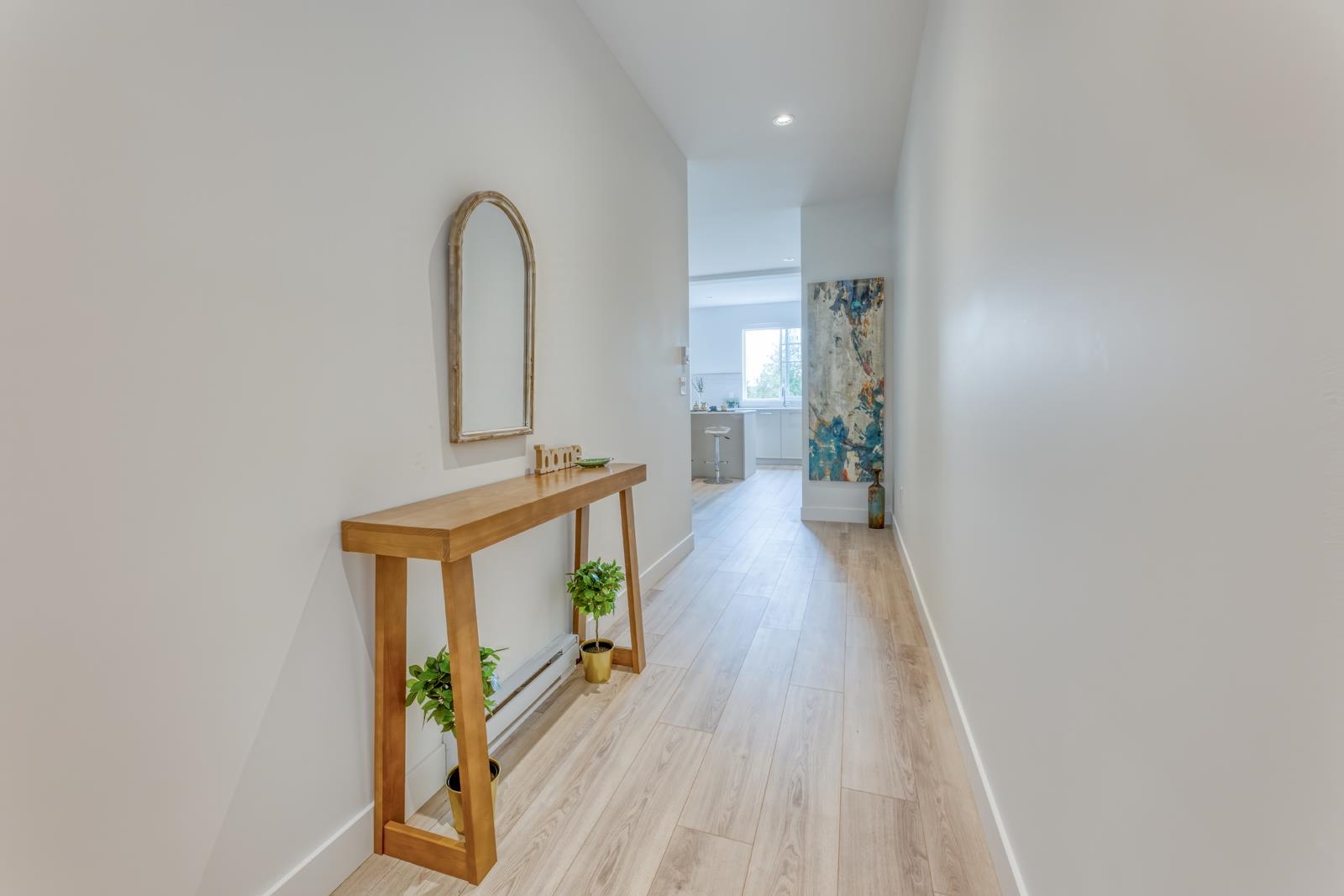 3421 Queenston Avenue 104