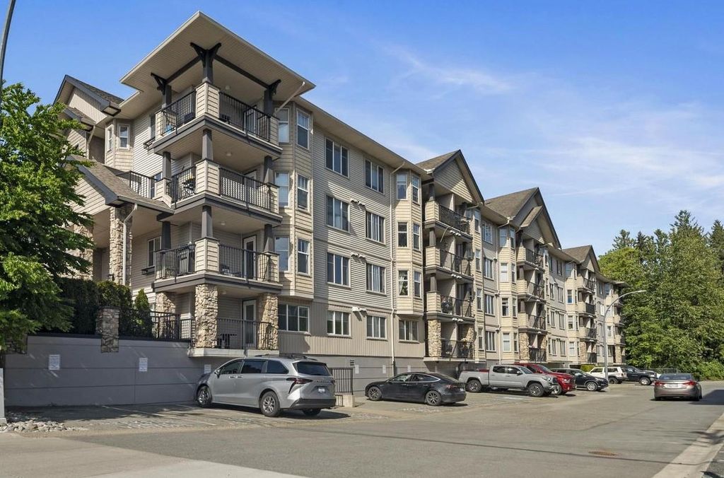 Photo of 5438 198 Street #215, Langley, BC V3A 1G2 (MLS # R3124179)