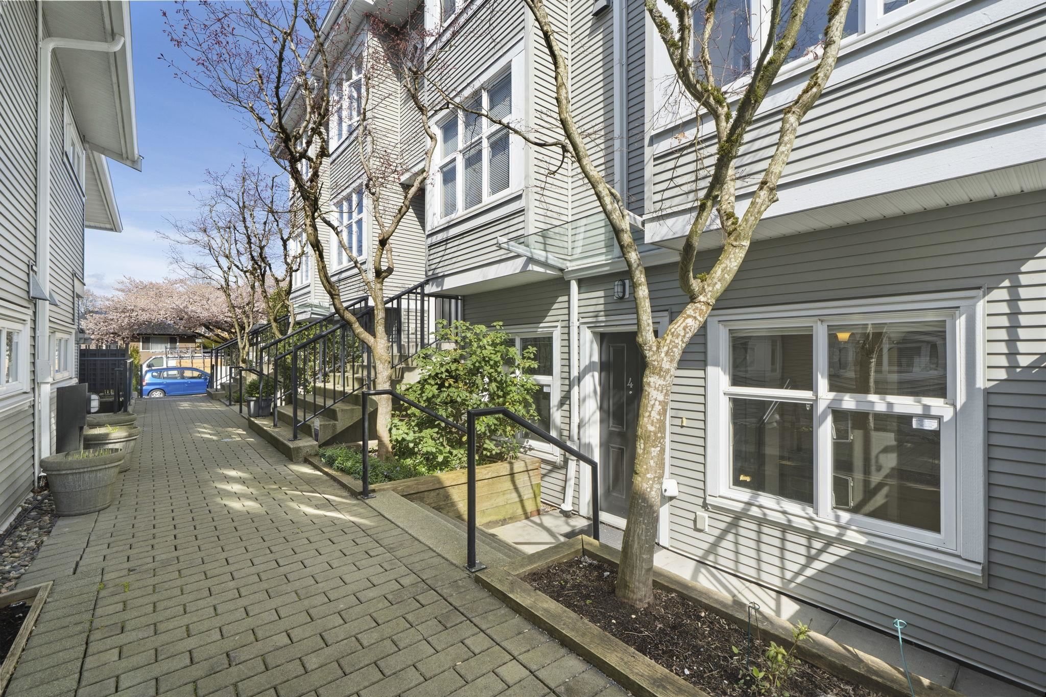 1203 Madison Avenue 4