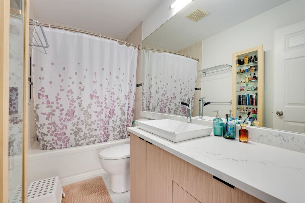 listing image 1106547145858549338