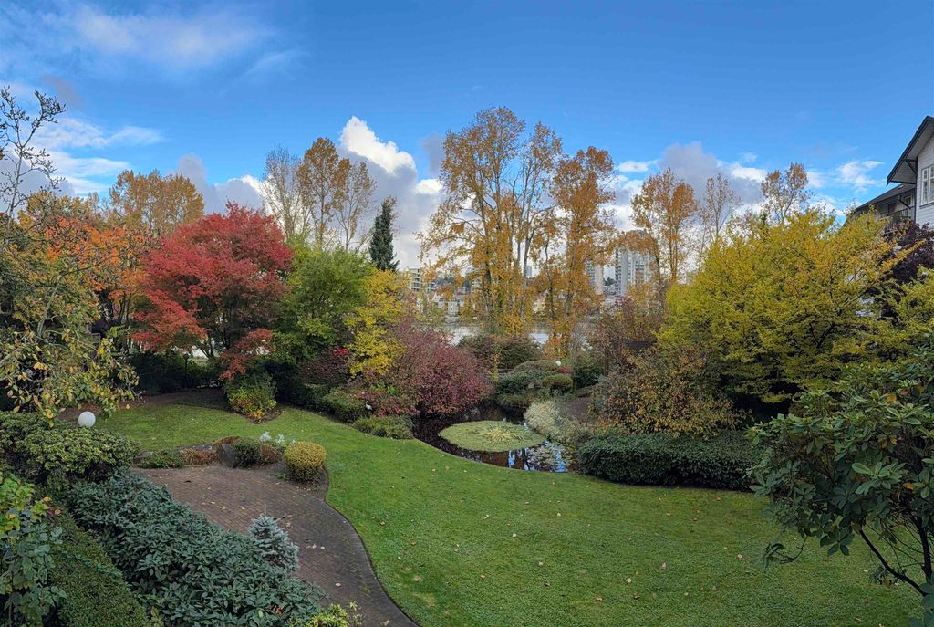 listing image 1100410174711073196