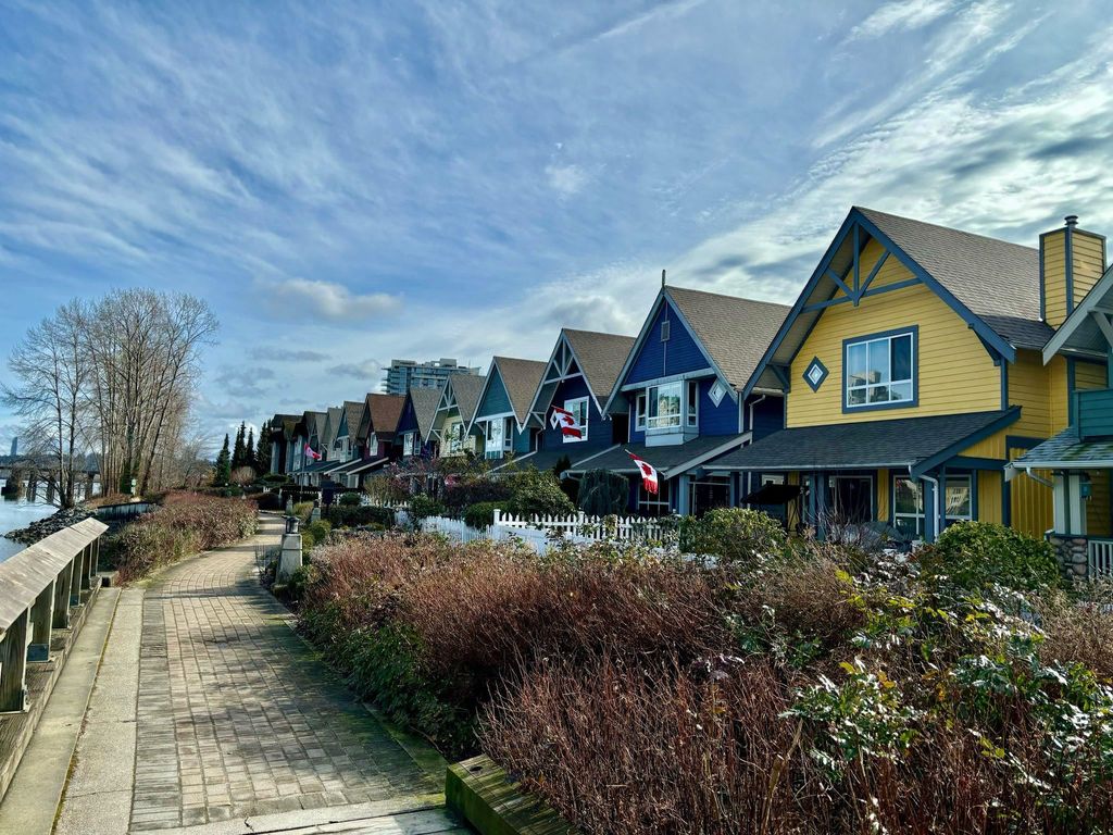 listing image 1101339319891709752