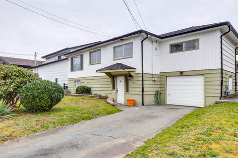 7181 Halifax Street Burnaby BC V5A 1M1