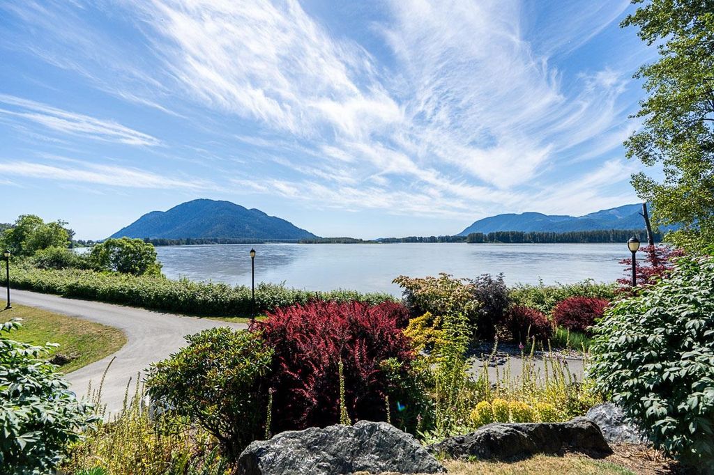 Photo of 42721 Old Orchard Road, Chilliwack, BC V2R 4H6 (MLS # R3139416)