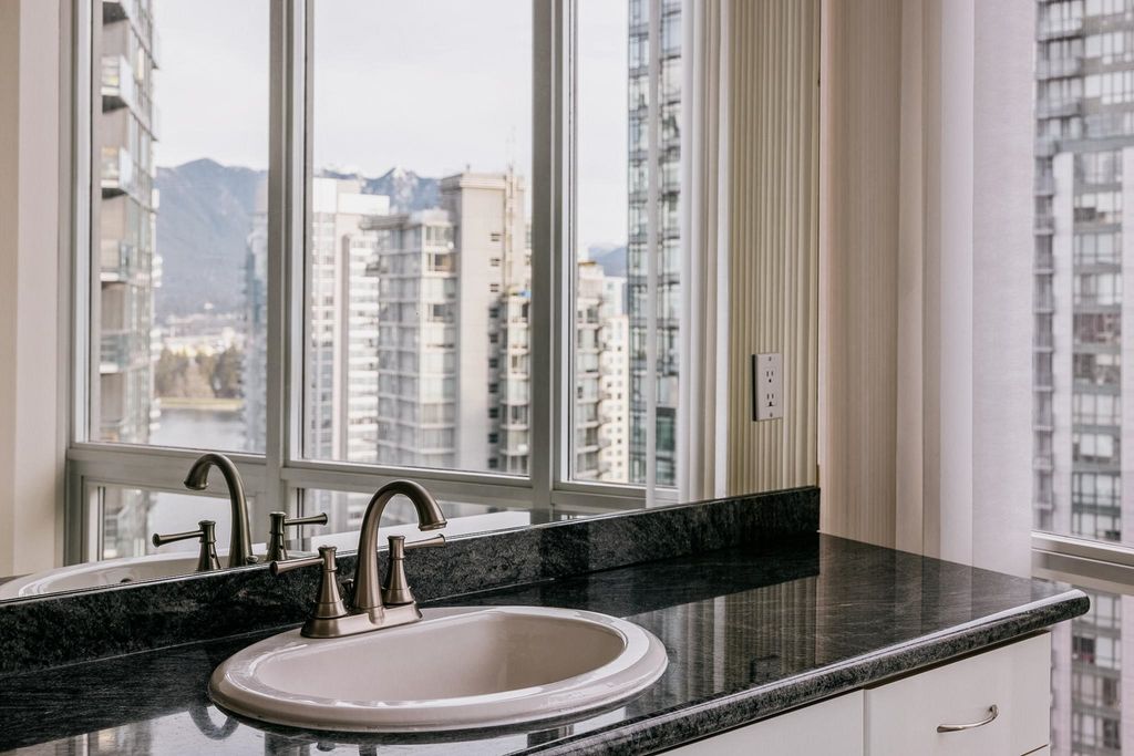 listing image 1103830496924202463