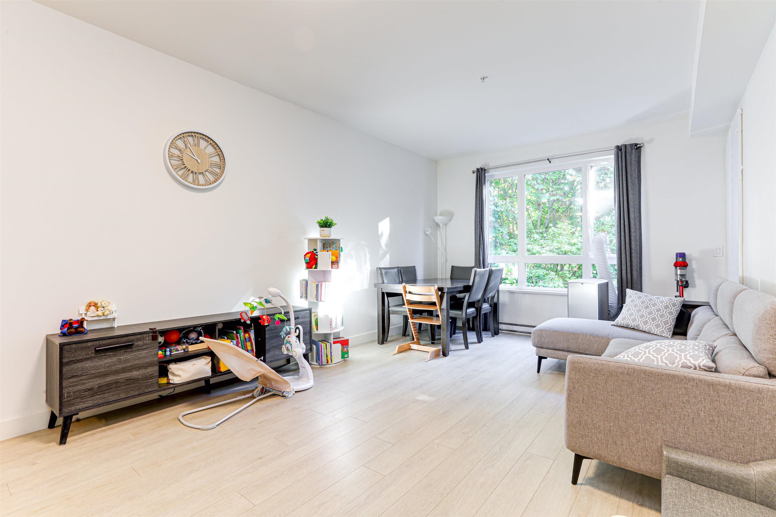 13925 Fraser Highway 205