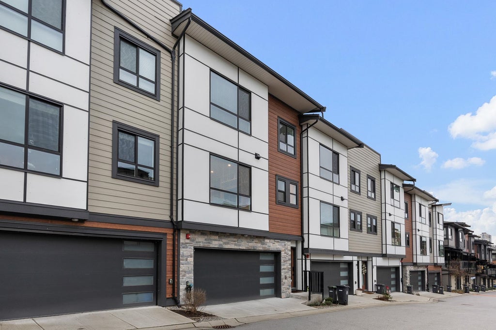 Photo of 20150 81 Avenue #24, Langley, BC V2Y 3L8 (MLS # R3126871)