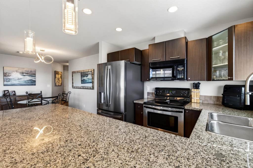 Photo of 5488 198 Street #412, Langley, BC V3A 1G2 (MLS # R3156598)